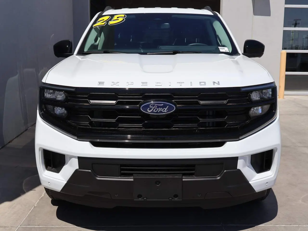 2025 Ford Expedition Active MAX photo 4