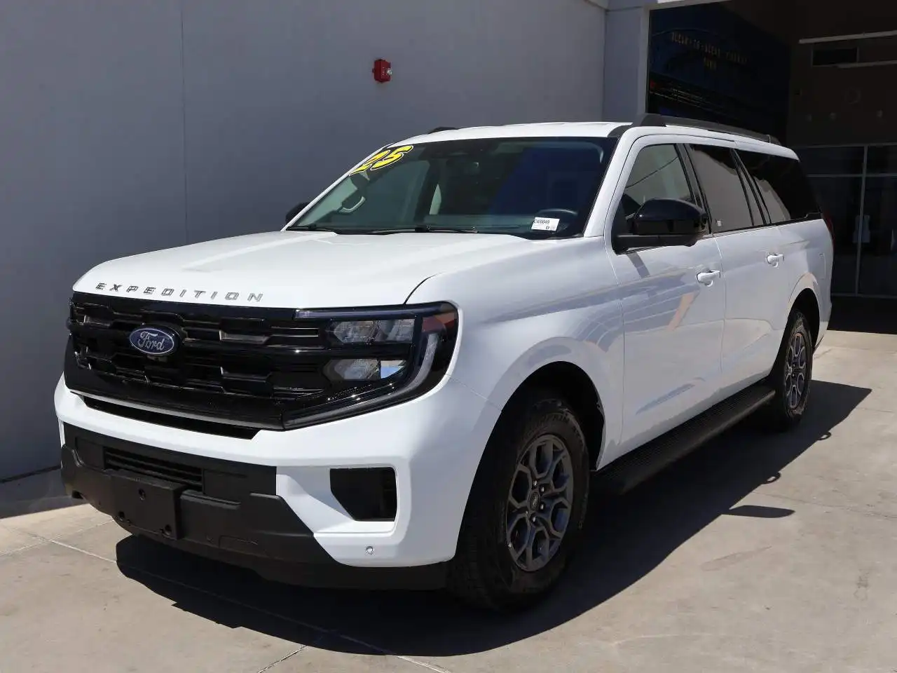 2025 Ford Expedition Active MAX's photo