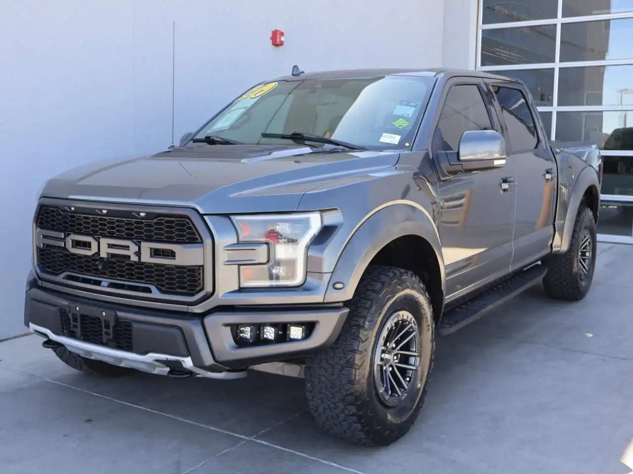2020 Ford F-150 Raptor 4WD SuperCrew 5-1/2' Box's photo