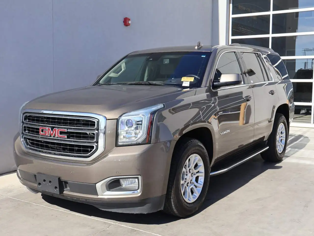 2016 GMC Yukon 4WD SLE's photo