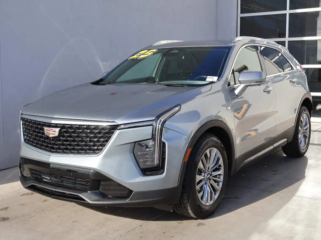 2025 Cadillac XT4 Premium Luxury's photo
