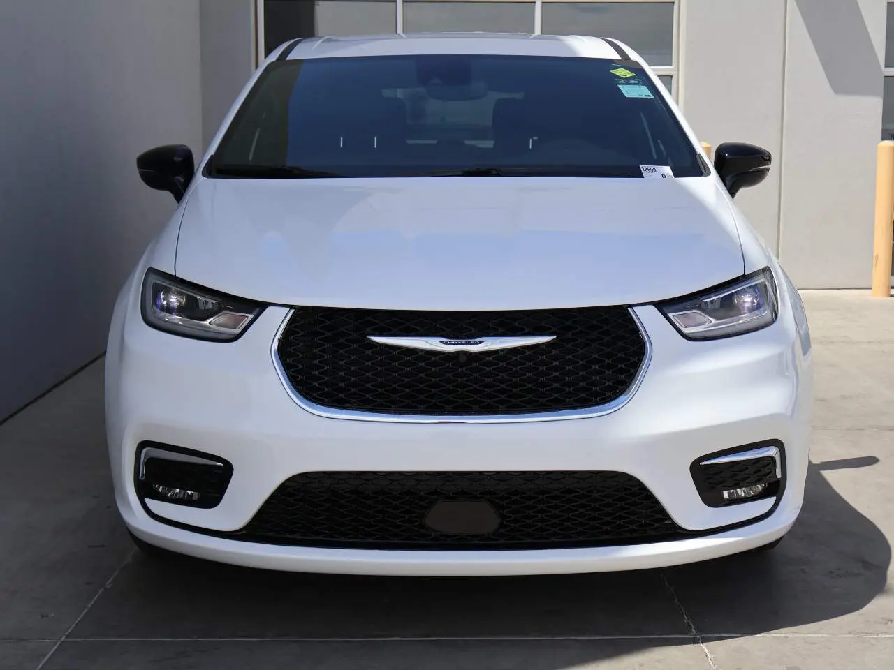 2026 Chrysler Pacifica Select photo 5