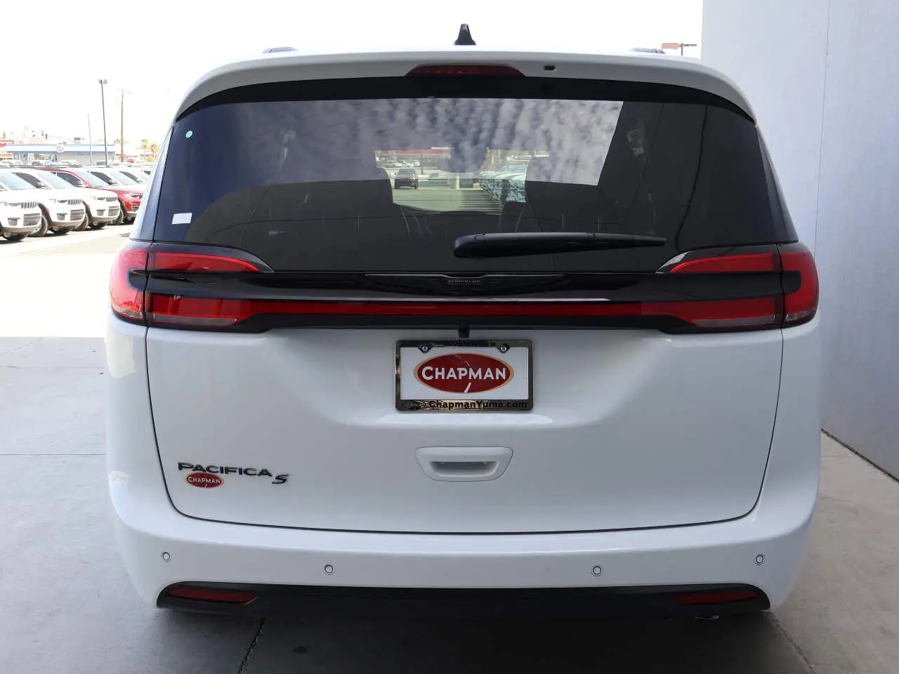 2026 Chrysler Pacifica Select photo 4