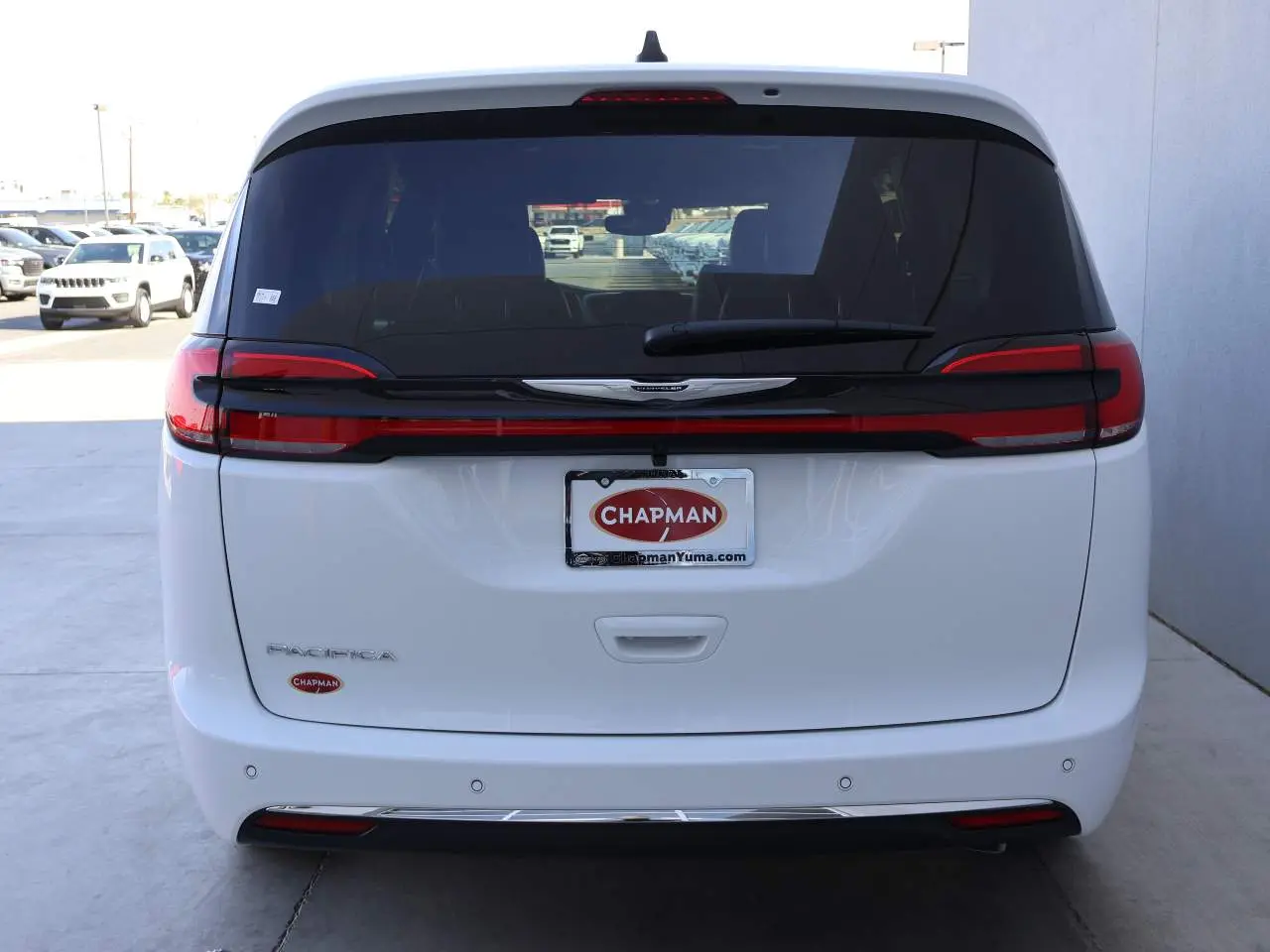 2026 Chrysler Pacifica Select photo 4