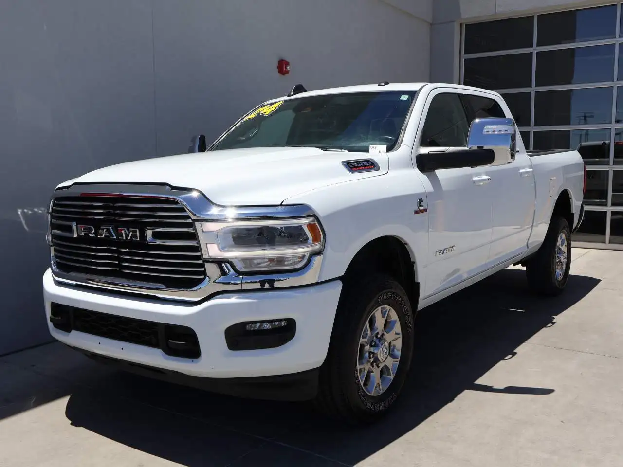 2024 RAM 2500 Laramie 4X4 Crew Cab SWB's photo