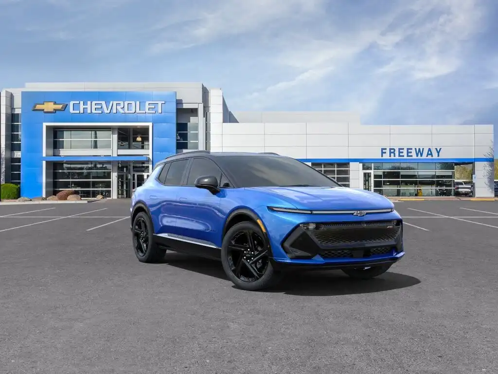 2024 Chevrolet Equinox EV FWD 2RS's photo