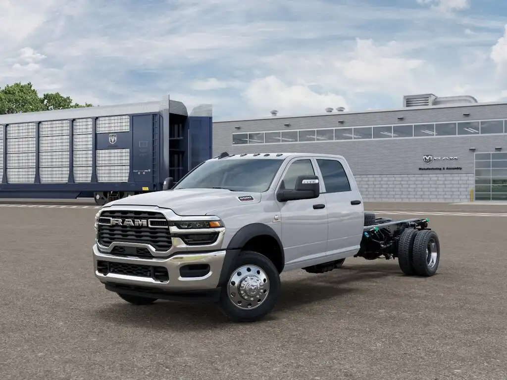 2026 RAM 5500 Big Horn 4X4 Crew Cab DRW 197" WB's photo