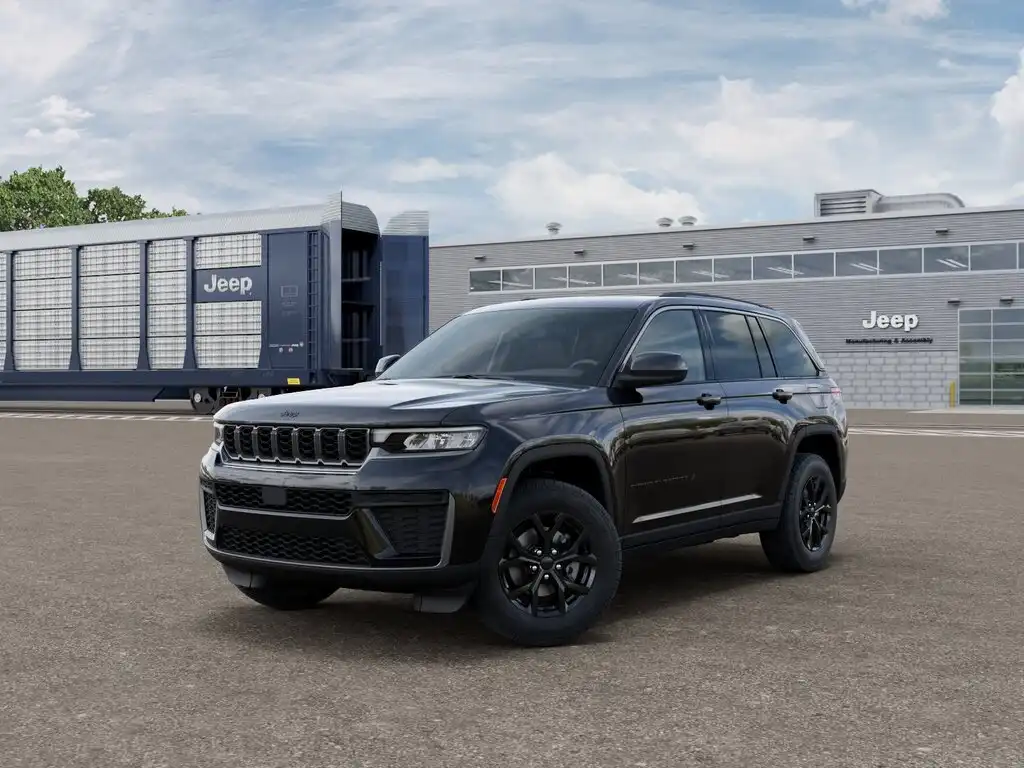 2026 Jeep Grand Cherokee Laredo Altitude 4x4's photo