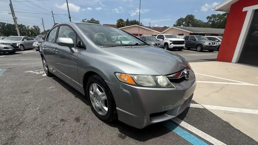 2009 Honda Civic LX 5AT's photo