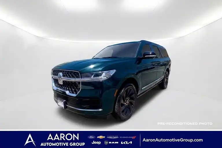2025 Lincoln Navigator Reserve L 4WD's photo