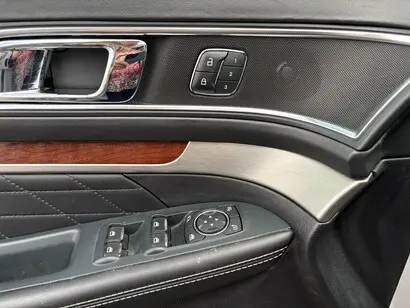 2019 Ford Explorer Platinum 4WD photo 5