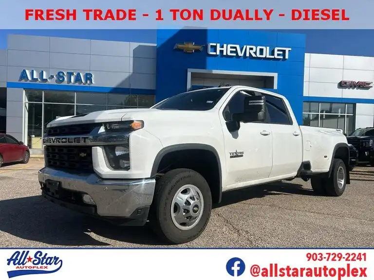 2021 Chevrolet Silverado HD LT 4WD Crew Cab Long Box DRW's photo