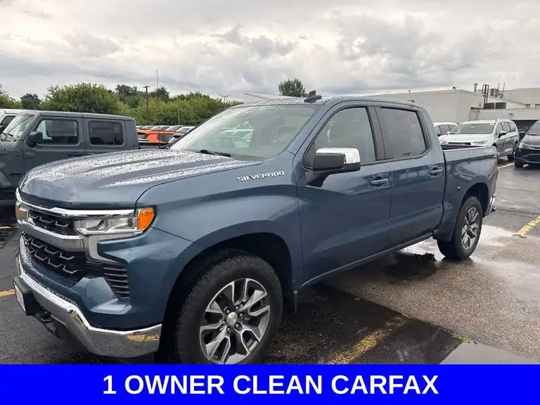 2024 Chevrolet Silverado 1500 LT 2FL 4X4 Crew Cab Short Box's photo