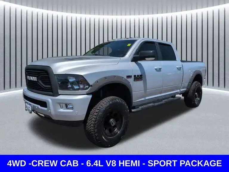 2018 RAM 2500 Big Horn 4X4 Crew Cab SWB's photo