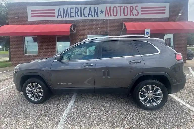 2020 Jeep Cherokee Latitude Plus 4X4's photo