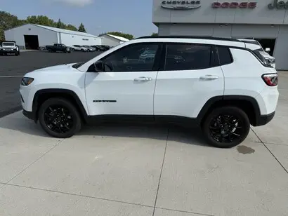 2025 Jeep Compass Latitude 4X4 photo 5