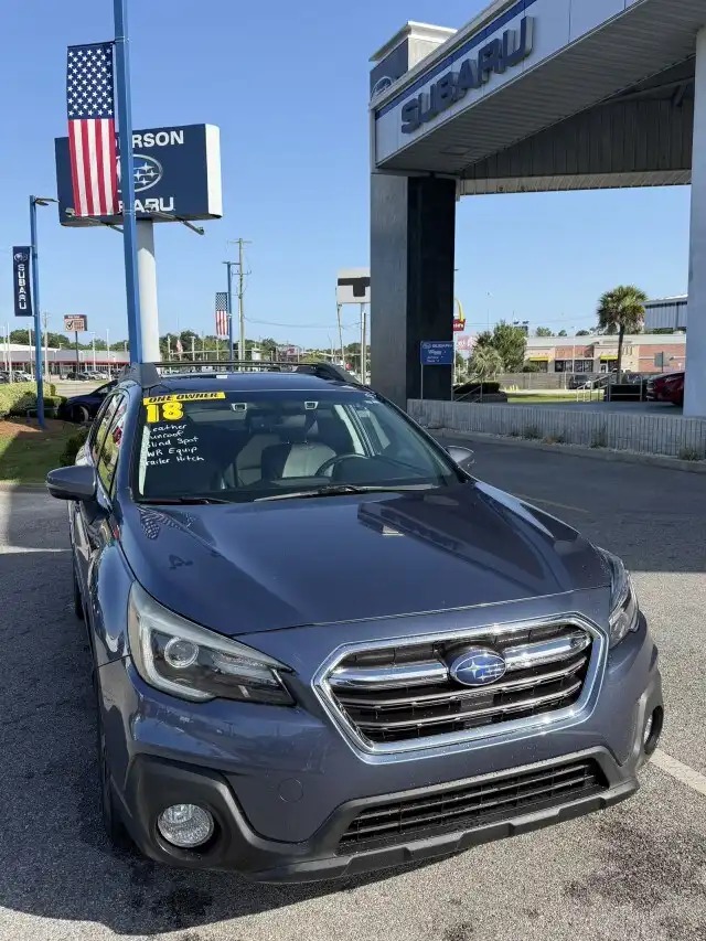 2018 Subaru Outback 2.5i Limited's photo