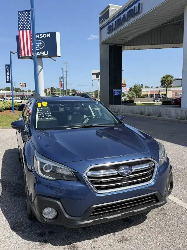 2019 Subaru Outback 2.5i Limited's photo