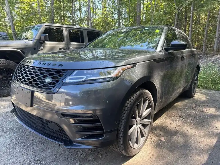 2018 Land Rover Range Rover Velar Si4 R-Dynamic HSE's photo