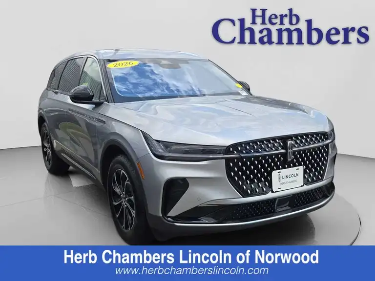 2026 Lincoln Nautilus Premiere AWD's photo