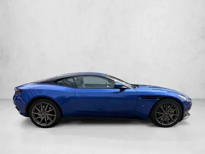 2017 Aston Martin DB11 Launch Edition photo 4
