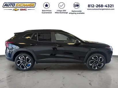 2026 Chevrolet Trax 2RS photo 2
