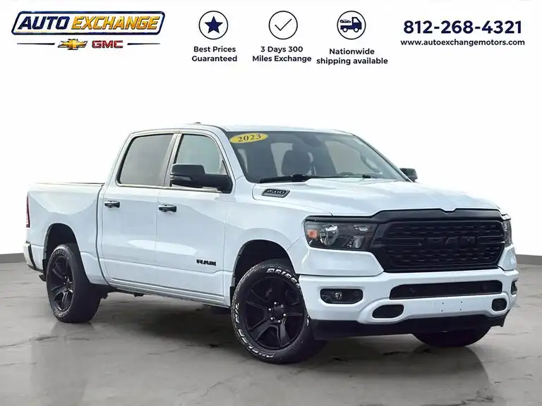2023 RAM 1500 Big Horn/Lone Star 4x4 Crew Cab 5'7's photo