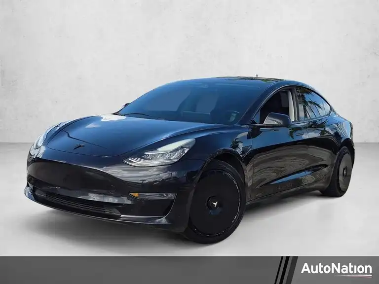 2018 Tesla Model 3 Long Range Dual Motor All-Wheel Drive's photo