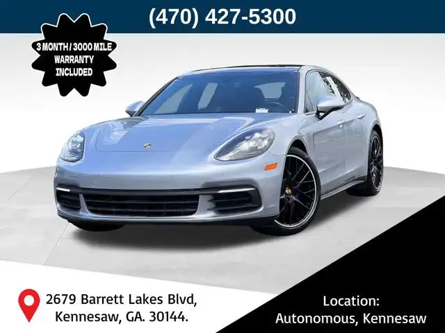 2017 Porsche Panamera 4's photo