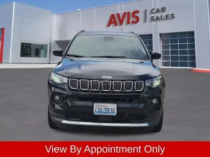 2025 Jeep Compass Limited 4X4 photo 2