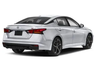 2025 Nissan Altima 2.5 SR photo 5