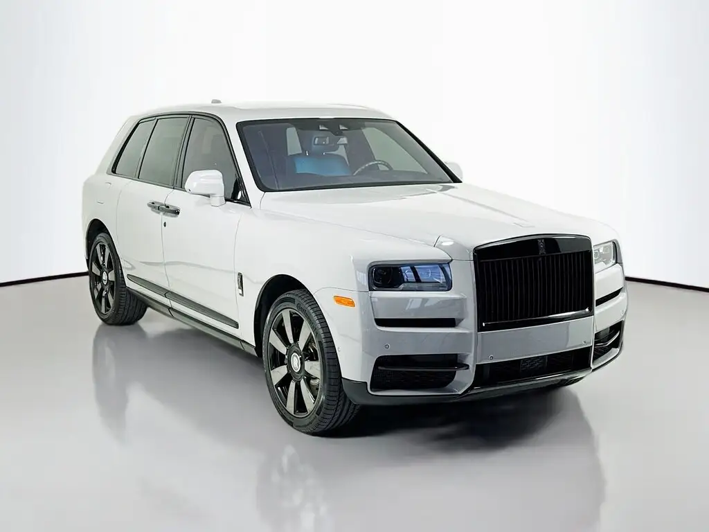 2022 Rolls-Royce Cullinan Base photo 1