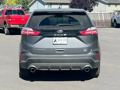 2024 Ford Edge Titanium AWD photo 4