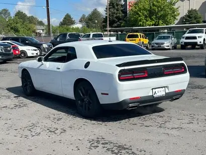 2021 Dodge Challenger GT Auto photo 5