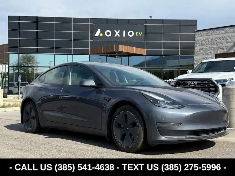 2022 Tesla Model 3 Long Range Dual Motor All-Wheel Drive's photo