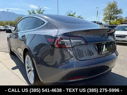 2018 Tesla Model 3 Long Range photo 5