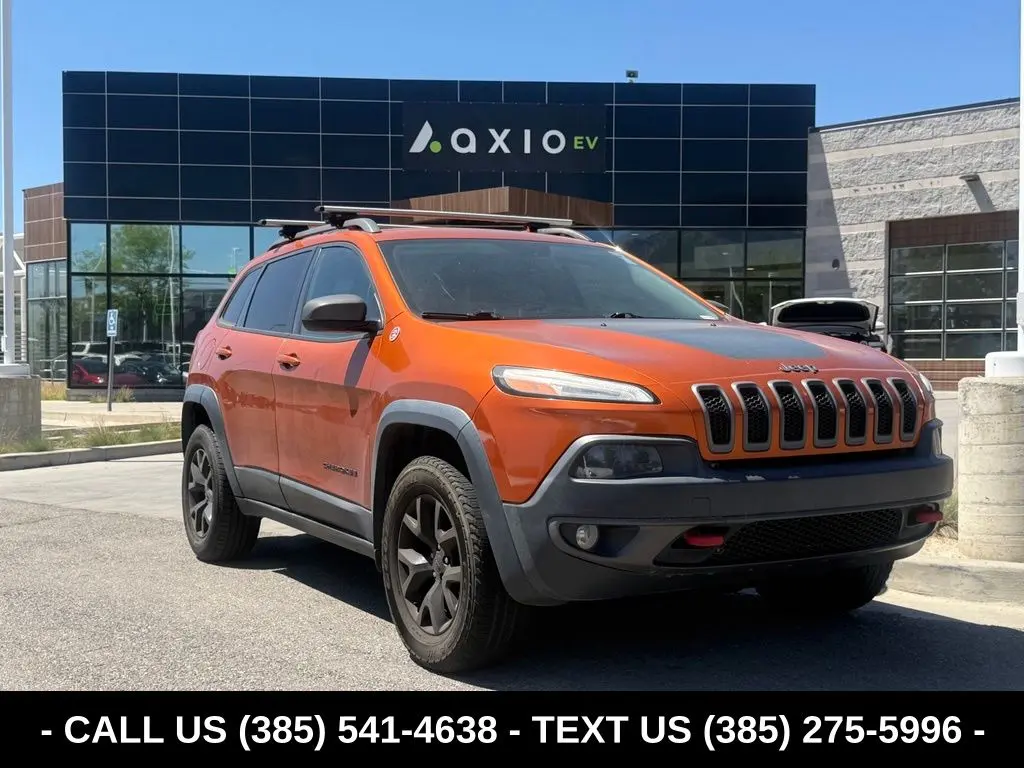 2015 Jeep Cherokee Trailhawk 4X4 photo 1