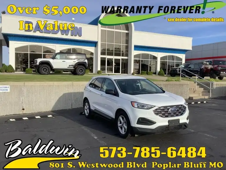 2021 Ford Edge SE's photo