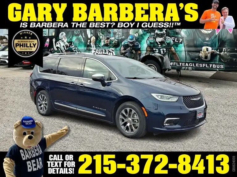 2024 Chrysler Pacifica Hybrid Pinnacle PHEV's photo