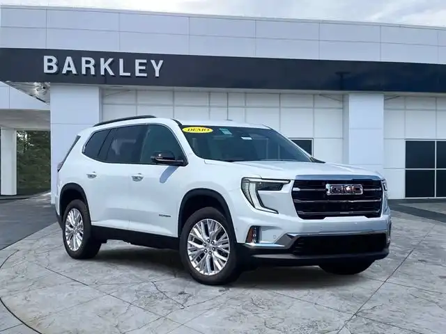 2026 GMC Acadia Elevation FWD's photo