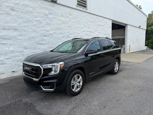 2024 GMC Terrain SLE FWD's photo