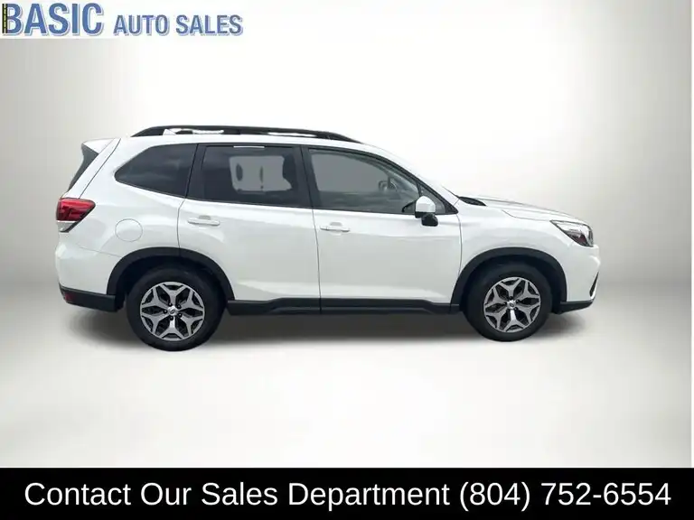 2021 Subaru Forester Premium's photo