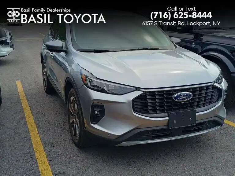 2024 Ford Escape Platinum AWD's photo