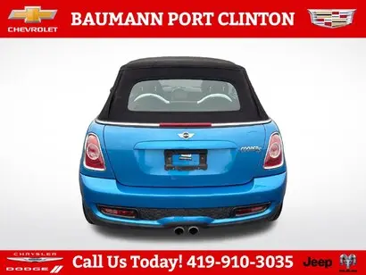 2011 MINI Cooper S photo 4