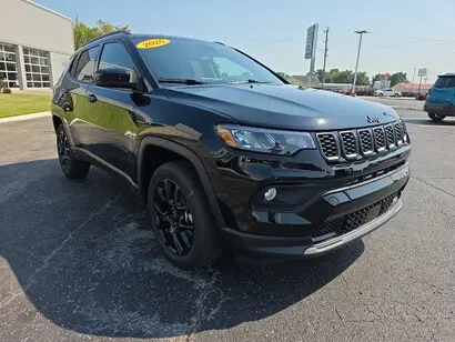 2026 Jeep Compass Altitude 4X4 photo 3