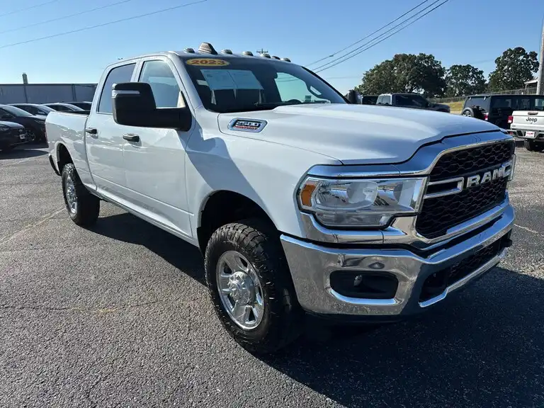 2023 RAM 2500 Tradesman 4WD Crew Cab SWB's photo