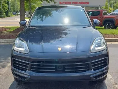 2023 Porsche Cayenne Platinum Edition photo 5