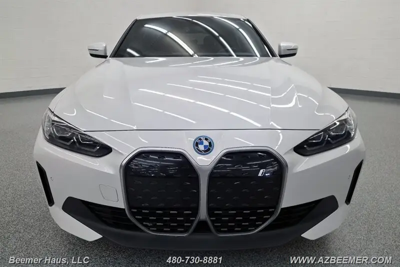 2023 BMW i4 eDrive35 photo 1