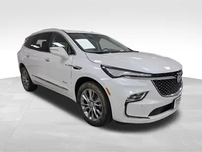 2023 Buick Enclave Avenir AWD photo 3