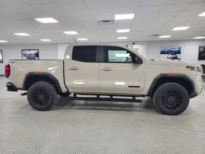 2026 GMC Canyon 4WD Elevation Crew Cab Short Box photo 4